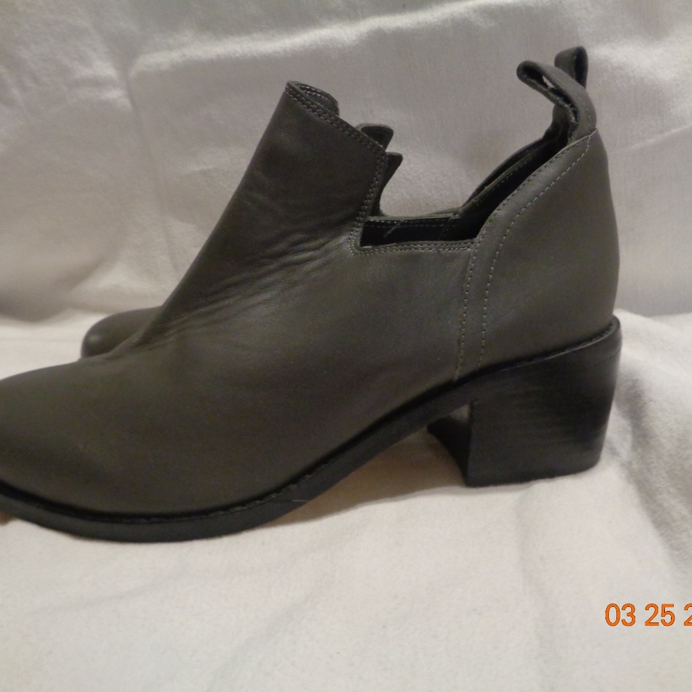 Senso Diffusion Booties - Picture 3 of 4